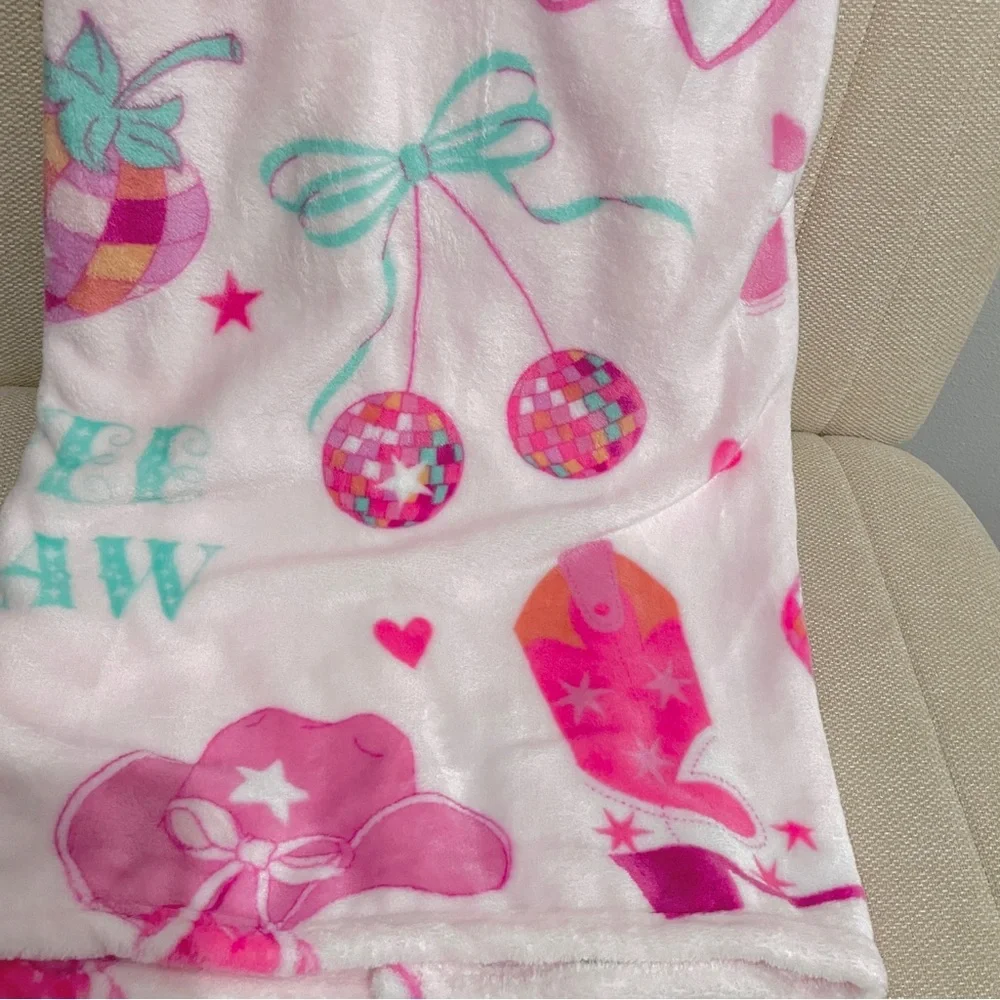 NEW Savannah‎ Sweet Pink Disco Cowgirl Plush Throw Blanket 50x60 Yee Haw Western